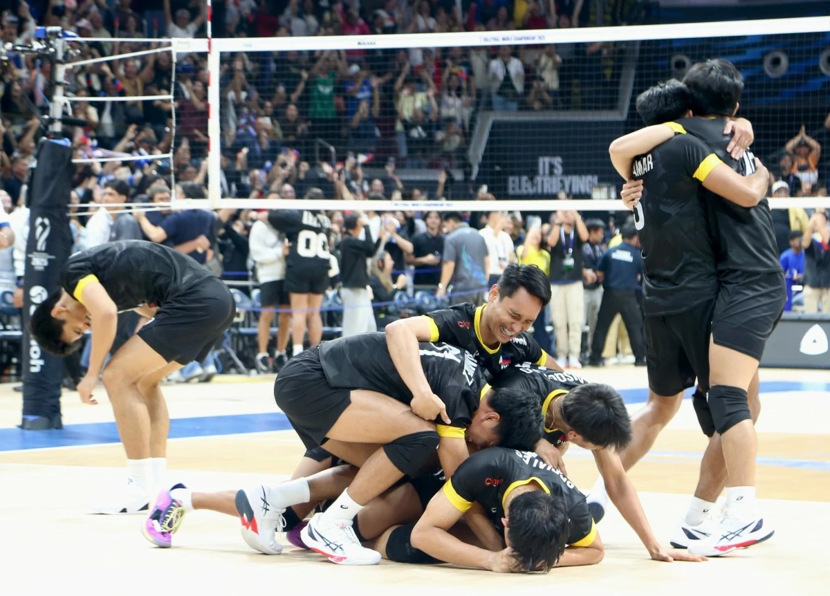 Alas Pilipinas made an impressive showing at the FIVB Volleyball Men's World Championship. (Mark Balmores)