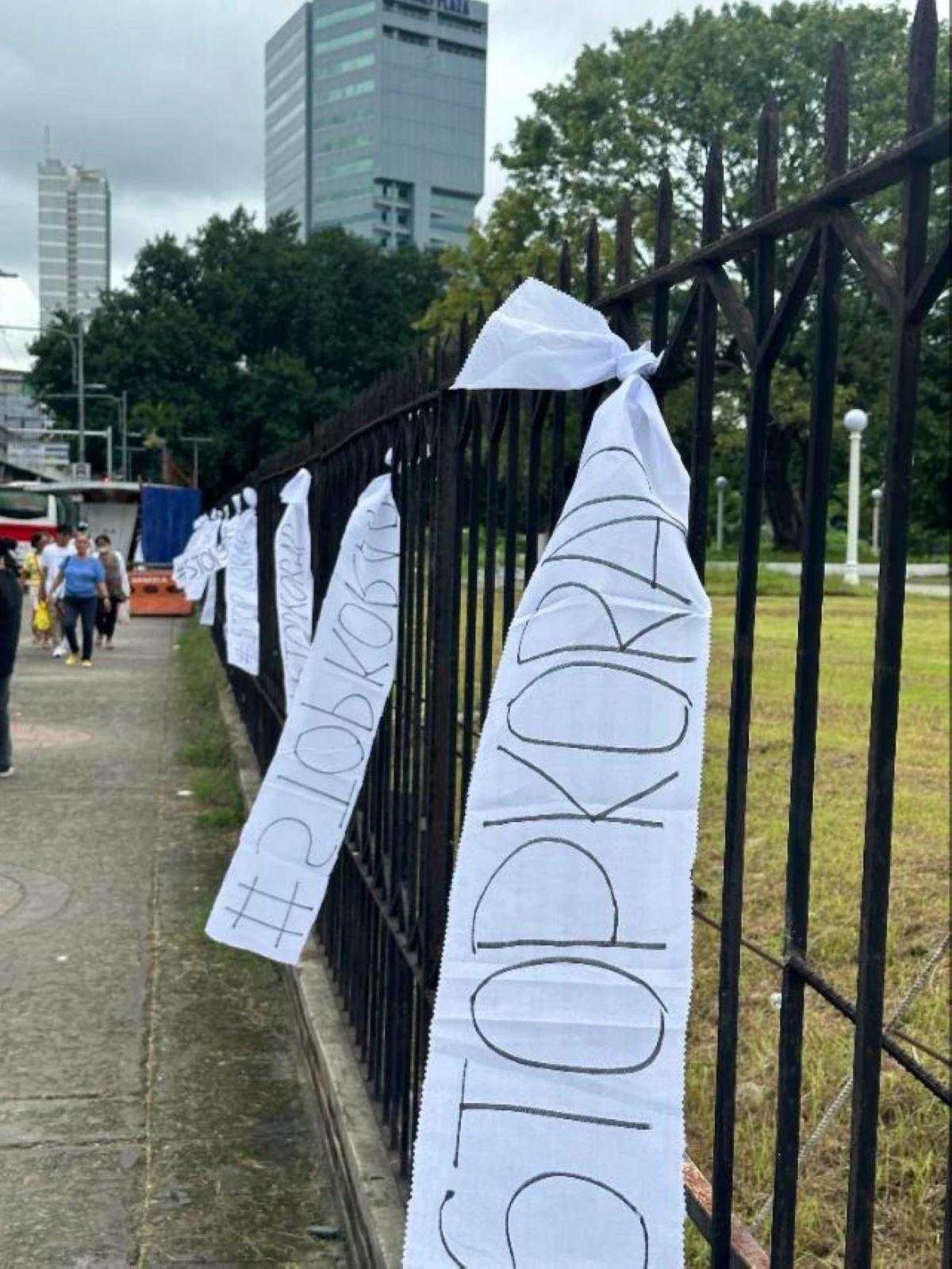 The #StopKorap ribbons line Taft Avenue as teachers and citizens prepare for the nationwide anti-corruption rally on September 21, 2025. (Photo from ACT)
