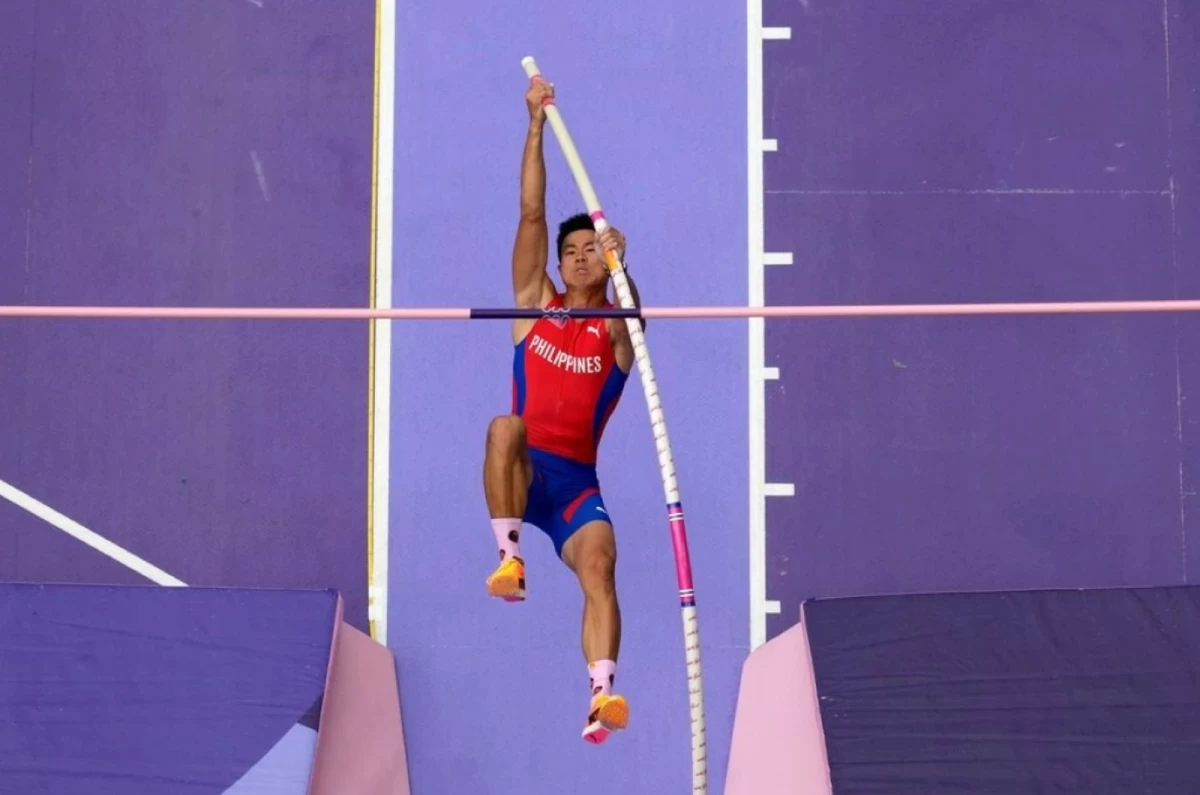 EJ OBIENA brings world-class athletes in the Atletang Ayala World Pole Vault Challenge. (File Photo)