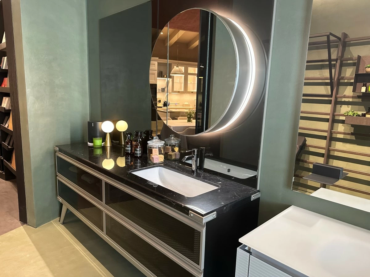 Scavolini powder room