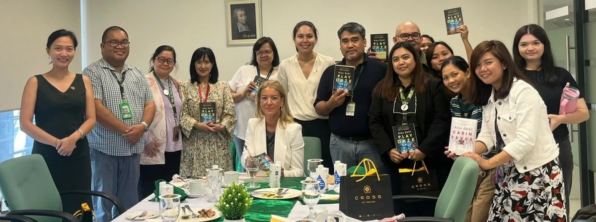 Alex Dahl as an honorary guest of the faculty of literature at De La Salle University Manila, which is celebrating its diamond anniversary jubilee.