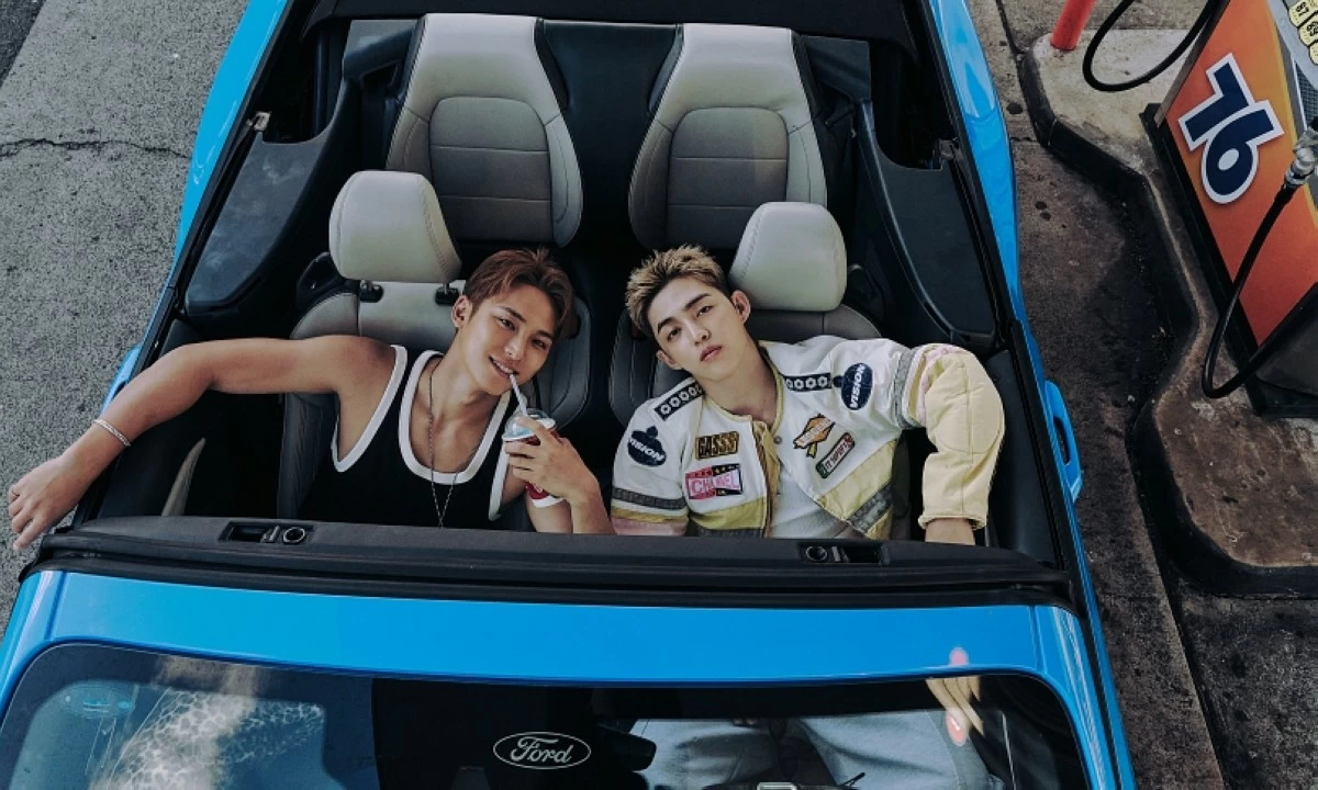 CxM's S.Coups and Mingyu (Pledis Entertainment)