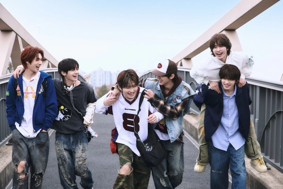 TWS (Pledis Entertainment) 