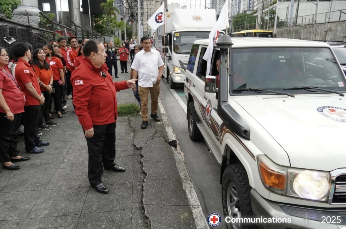 PRC has mobilized its Humanitarian Caravan to Cagayan and Ilocos Norte, delivering hot meals, medical assistance, and water supply support to communities severely affected by Super Typhoon Nando and the recent habagat-induced flooding. (Photo courtesy of PRC)