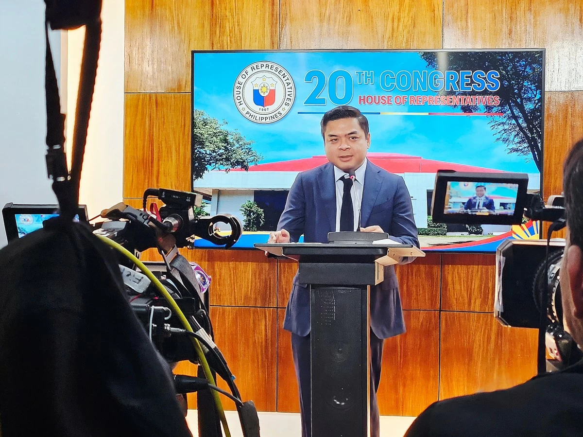 Bicol Saro Party-list Rep. Terry Ridon (Ellson Quismorio/ MANILA BULLETIN)