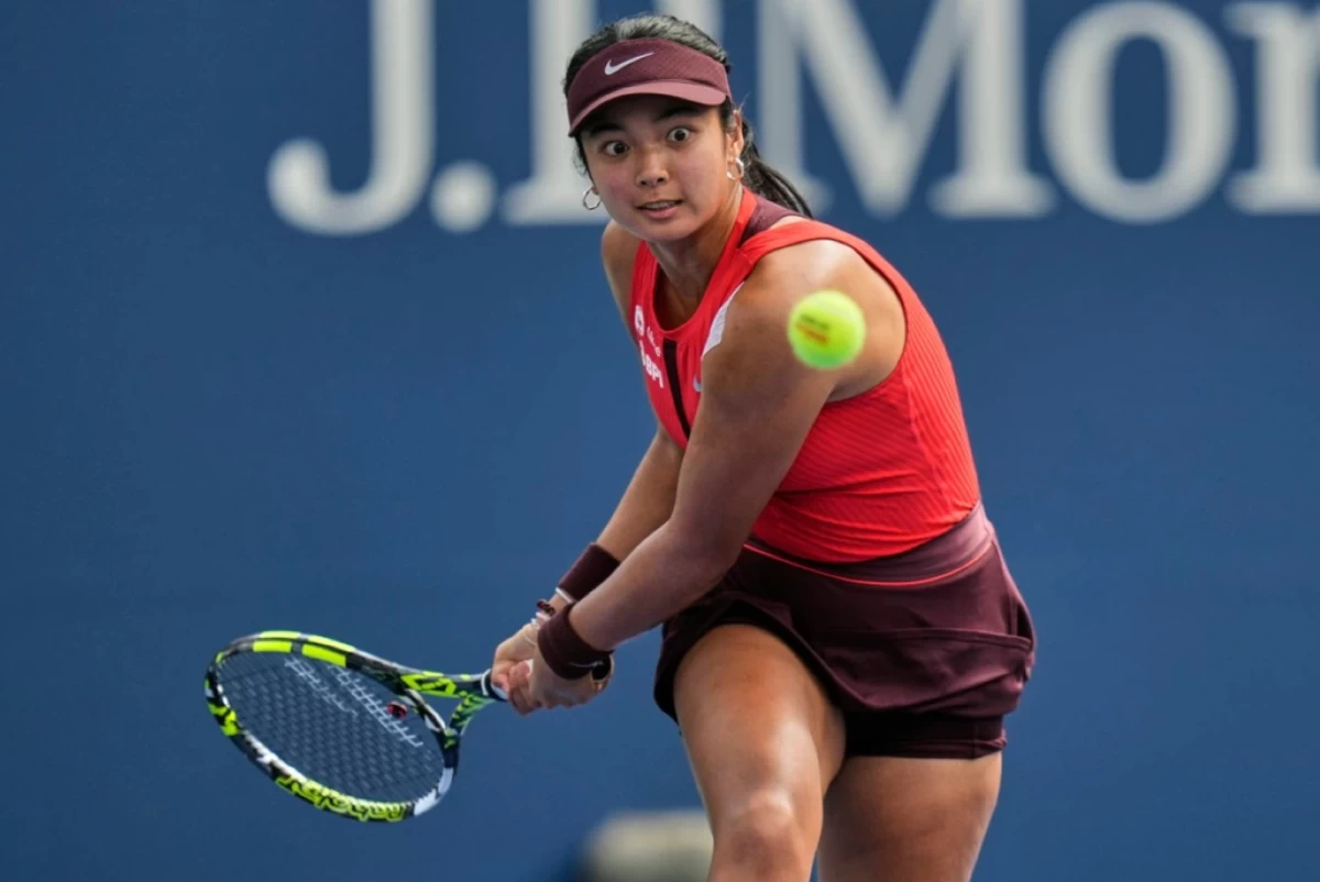 Alex Eala loses her semifinal match at the Jingshan Tennis Open. (File Photo/AP)