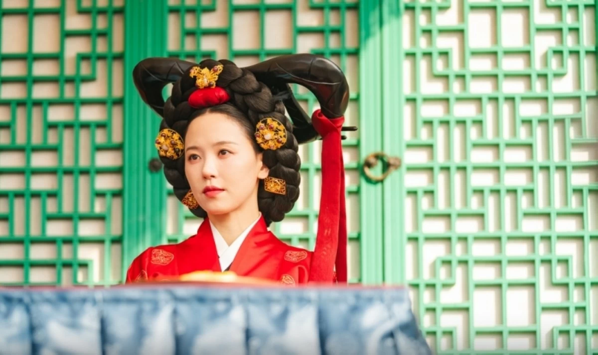 “Bon Appétit, Your Majesty” (tvN)