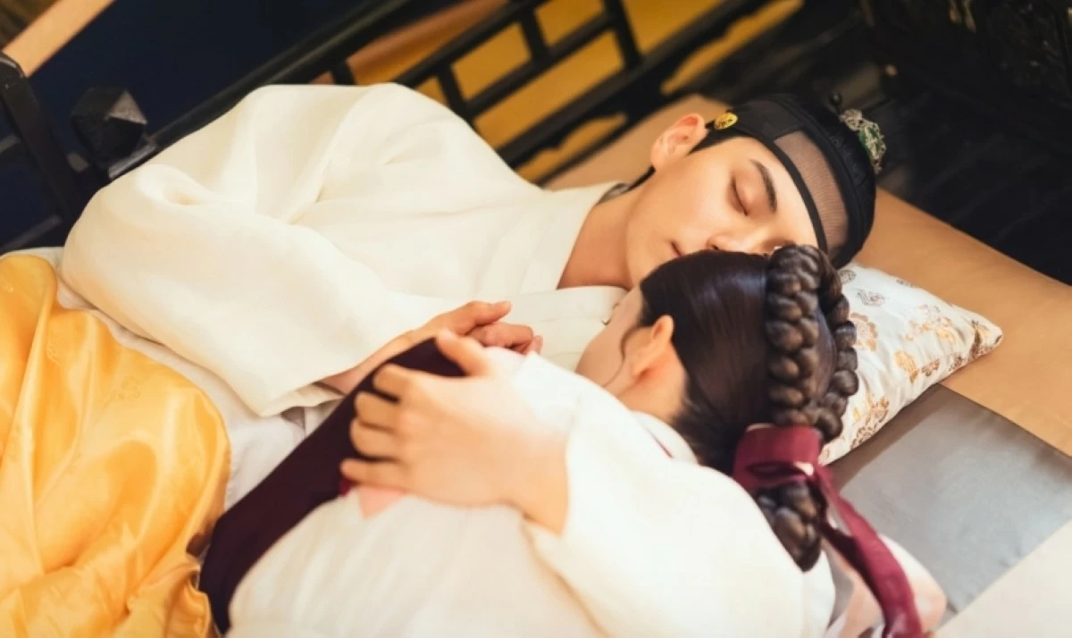 “Bon Appétit, Your Majesty” (tvN)