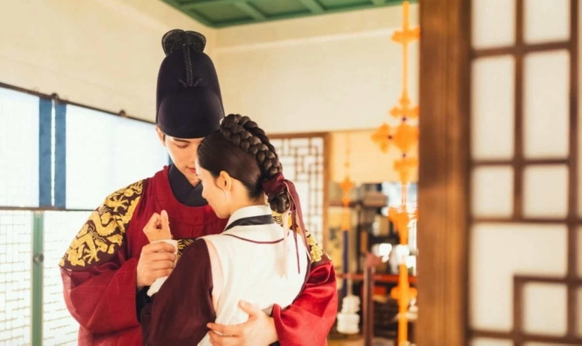 “Bon Appétit, Your Majesty” (tvN)