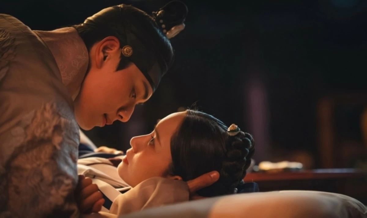 “Bon Appétit, Your Majesty” (tvN)