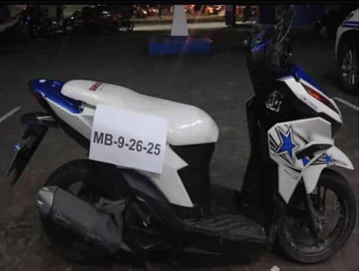 The recovered motorcycle (QCPD PIO) 
