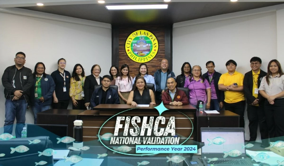 Mayor April Aguilar with  FishCA validation team (Photo from Las Piñas PIO)  