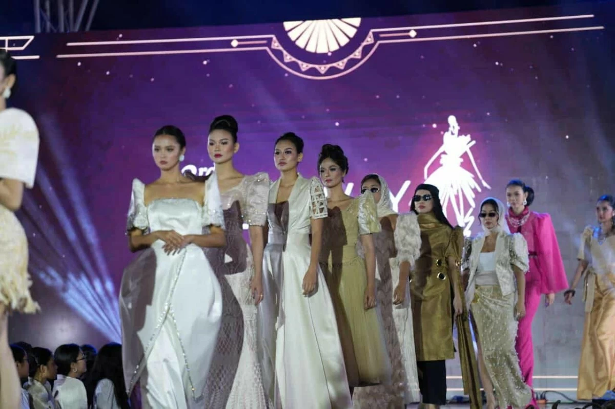 Models during the Runway Caloocan 2025 (Caloocan City PIO)