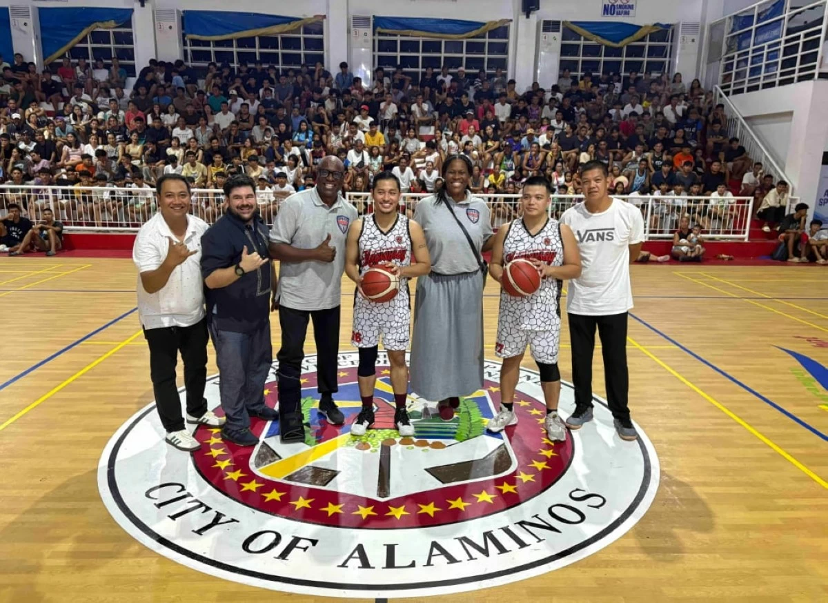 Basketball pros promote American excellence in sports, deepen U.S.-Philippine ties
