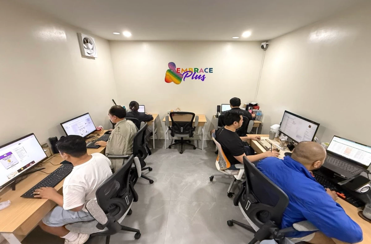 EmbracePLUS provides Psychological First Aid services through 24/7 initial assessments online and teleconsult calls from 12:00pm to 8:00pm from Monday to Sunday. Individuals may avail of services starting October 01, 2025, in time for World Mental Health Month.
