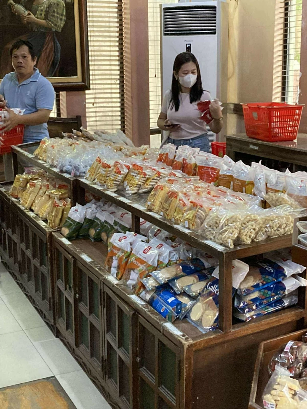 PASALUBONG ANYONE? Biscocho Haus' sweet offerings.