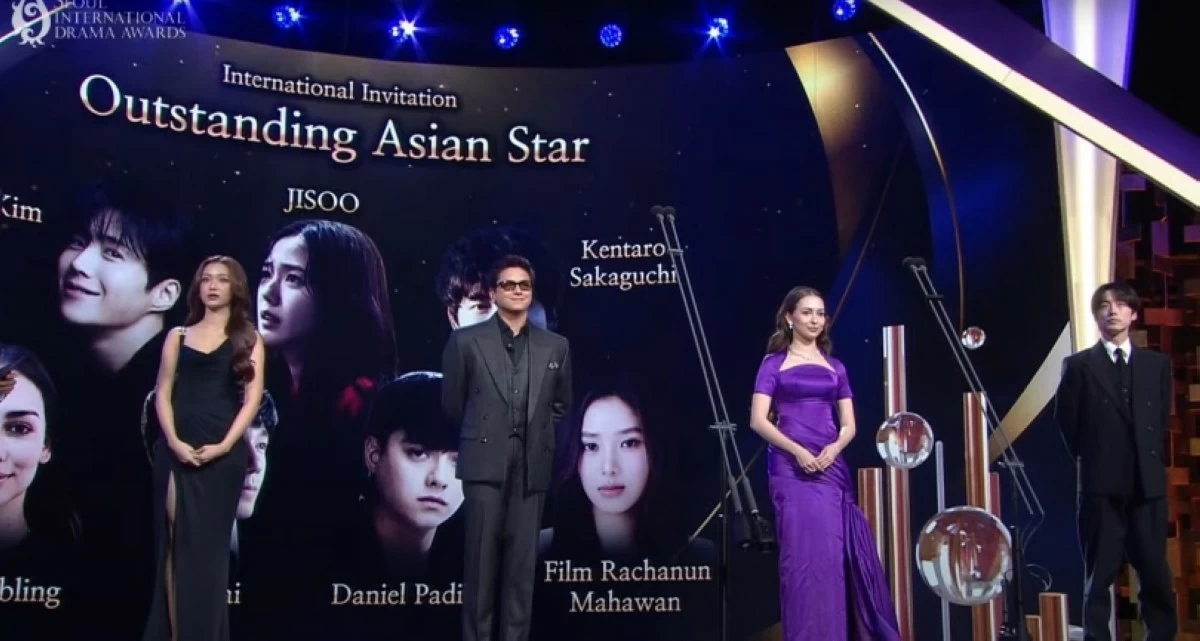 Outstanding Asian Star winners at the 2025 Seoul International Drama Awards ceremony: (from left) Film Rachanun Mahawan (Thailand), Daniel Padilla (Philippines), Anna Jobling (Malaysia) and  Kentaro Sakaguchi (Japan). (Screenshot from SDA video on YouTube)