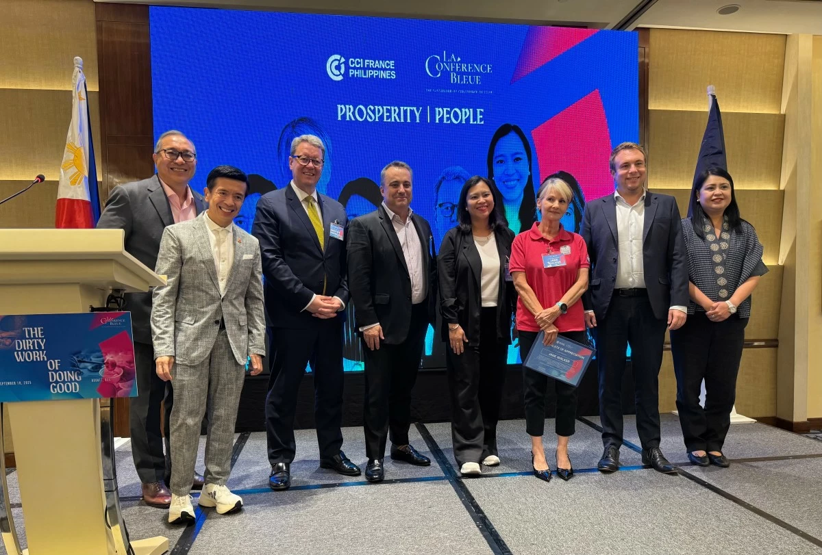 Members of the CCI France- Philippines with some of the guest speakers at La Conférence Bleue, highlighting Sustainability practices at the business and community level. 