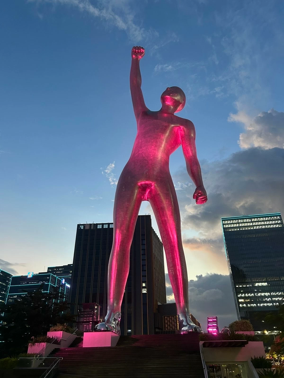 The Victor statue, Bridgetowne, Pasig City