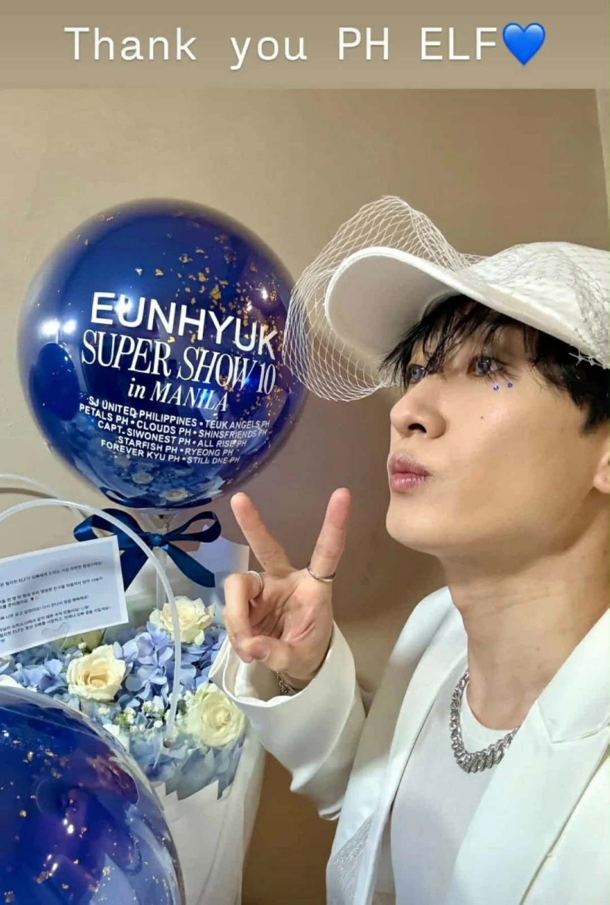 Super Junior's Eunhyuk in Manila (Instagram) 