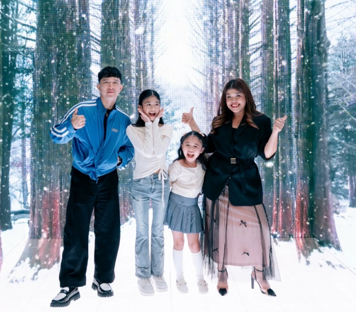 Family Winter Travel talk show with Honorary Ambassador for Korea Family Tourism in the Philippines, Melai Cantiveros-Francisco, husband Jason Francisco, and family

