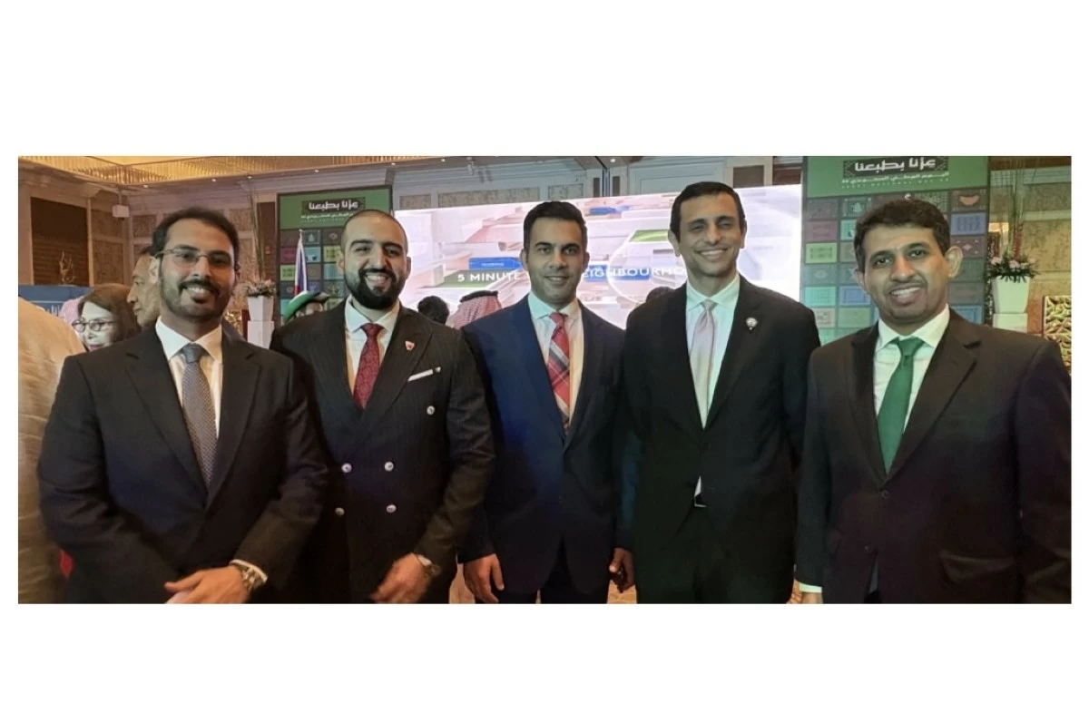  First Secretary Saeed Mohammed Al Qeetani of the Embassy of Qatar, Third Secretary  Abdullah Mohamed Al-Karbabadi of the Embassy of Bahrain, Country Manager Fawaz Al-Fahad Senior of Kuwait Airways, Second Secretary Ahmed S. Aldhafiri of the  Embassy of Kuwait, and Second Secretary Abdulla Khowar of the Embassy of Qatar
