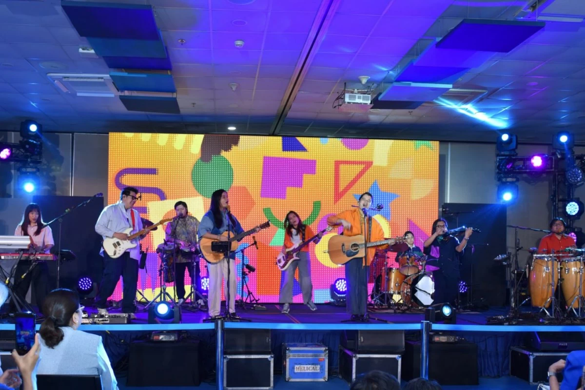 MakatiMed departments unite in courage-themed celebration