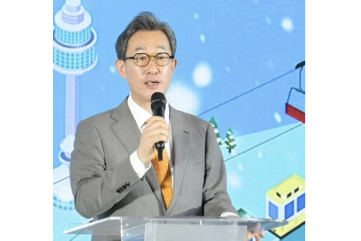 Korea Tourism Organization Acting Executive Vice President of the Tourism Content Strategy Division Kim Nam Chun delivers his opening remarks.