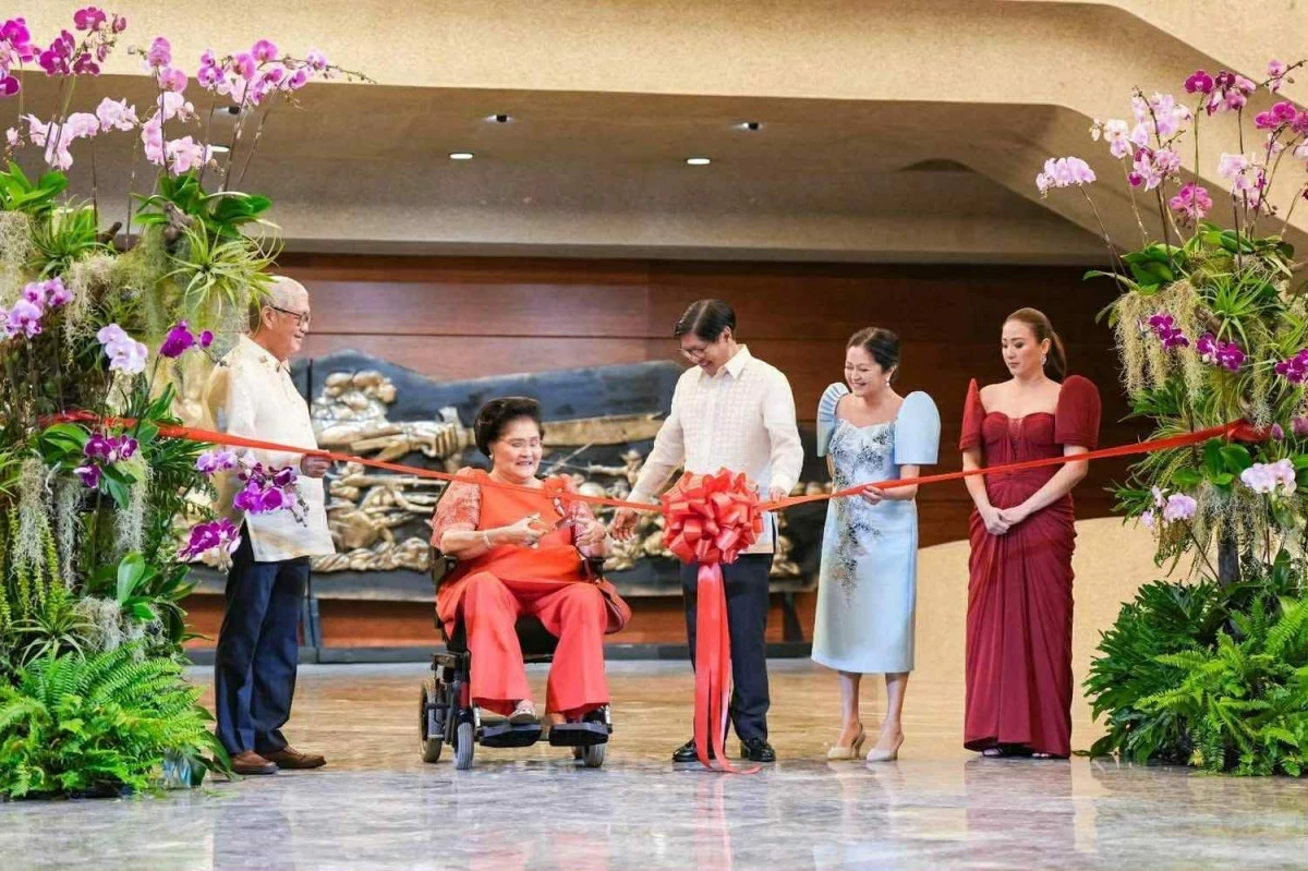 The First Couple leads the reopening of the PICC in Pasay City. Also in the photo is President Marcos' mother, former first lady Imelda Marcos. (Photo from Liza Marcos via Facebook)