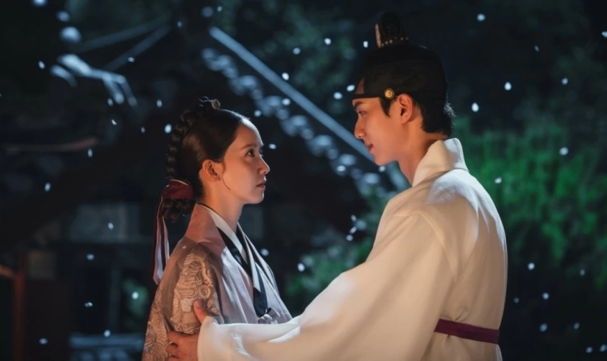 “Bon Appétit, Your Majesty” (tvN)