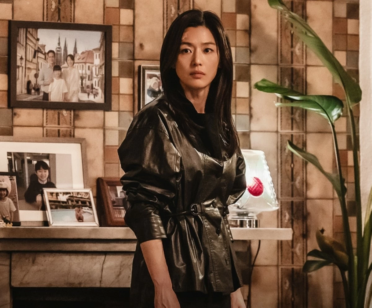 Jun Ji-hyun in 