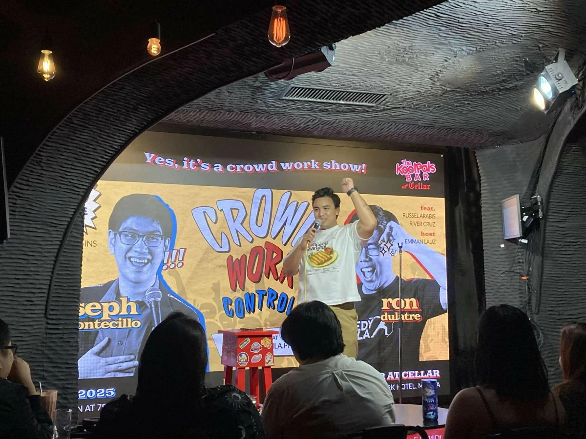 STARTING THINGS UP Pencilbox Comedy's Emman Lauz acts as the emcee for the night.