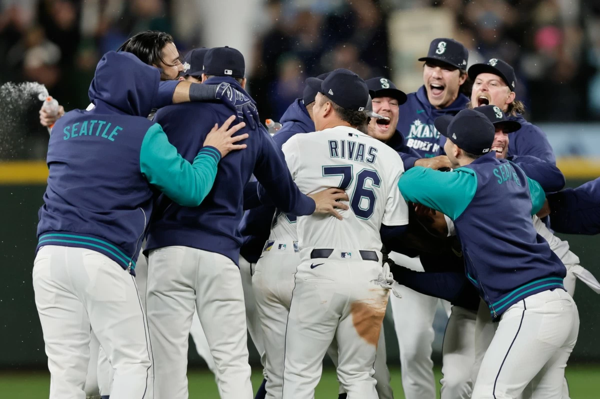 Polanco hits winning single as Mariners tame Tigers to advance to ALCS