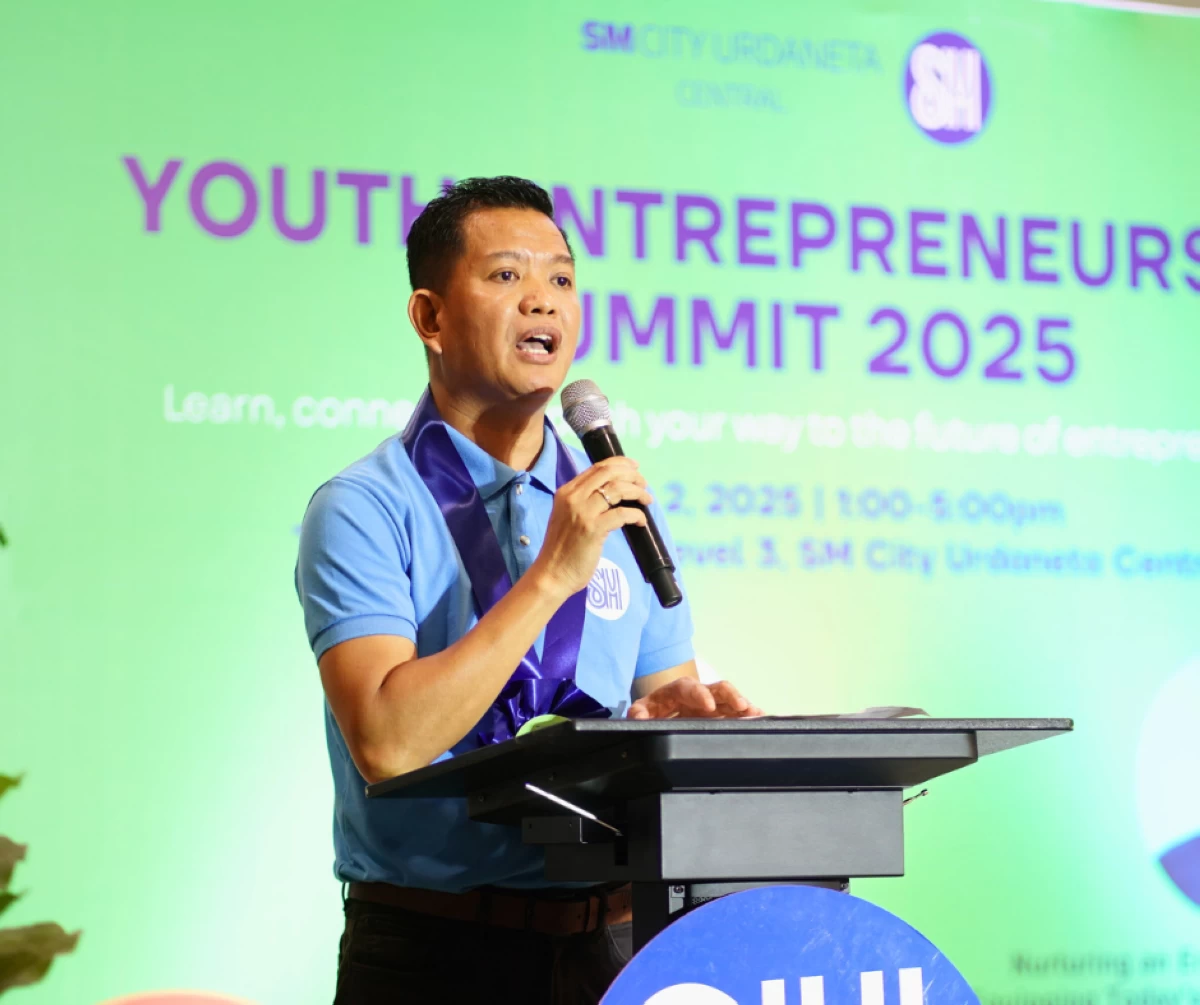 SM City Urdaneta Central Mall manager Abraham M. Malicdem highlights SM’s commitment to empowering young entrepreneurs.