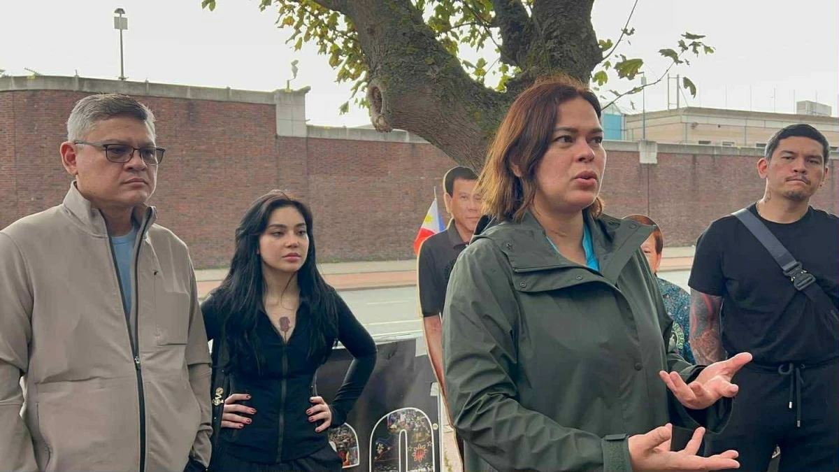 The four children of former president Rodrigo Duterte — Vice President Sara Duterte, Davao City First District Rep. Paolo Duterte, Acting Davao City Mayor Sebastian Duterte, and Veronica Duterte — visit their father in The Hague, Netherlands, on Aug. 27, 2025. (Photo from Alvin & Tourism Facebook page)

