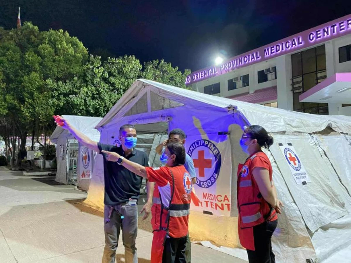 PRC emergency responders set up medical tents and first aid stations to provide immediate care to injured residents in quake-hit communities. (Photo from PH Red Cross)