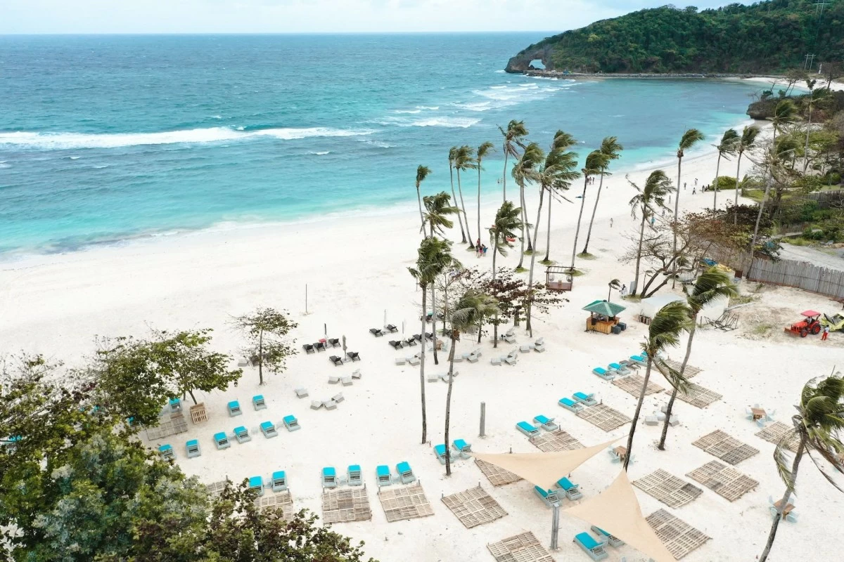 FLAVOR AND PURPOSE Chef Vincent Yves Cabahug brings home the discipline of Michelin-star kitchens, crafting Filipino dishes that balance tradition, heart, and technique