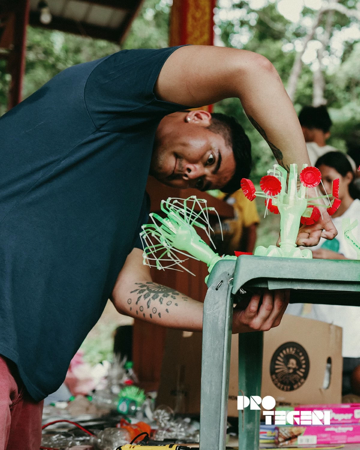 PROTEGERI artist spotlight: Leeroy New