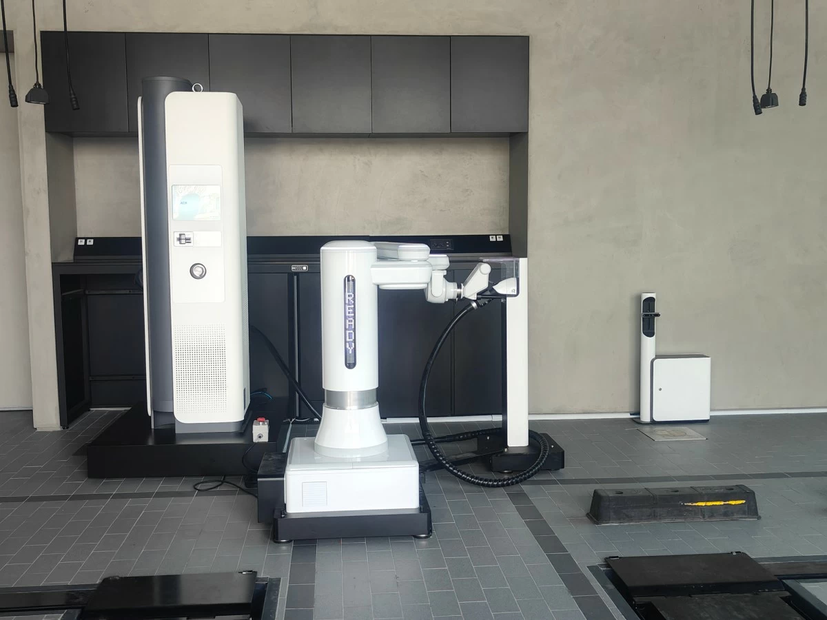 Hyundai's automatic charging robots can find a car's charging port, open the flap, connect the charger, and initiate charging, all by itself.