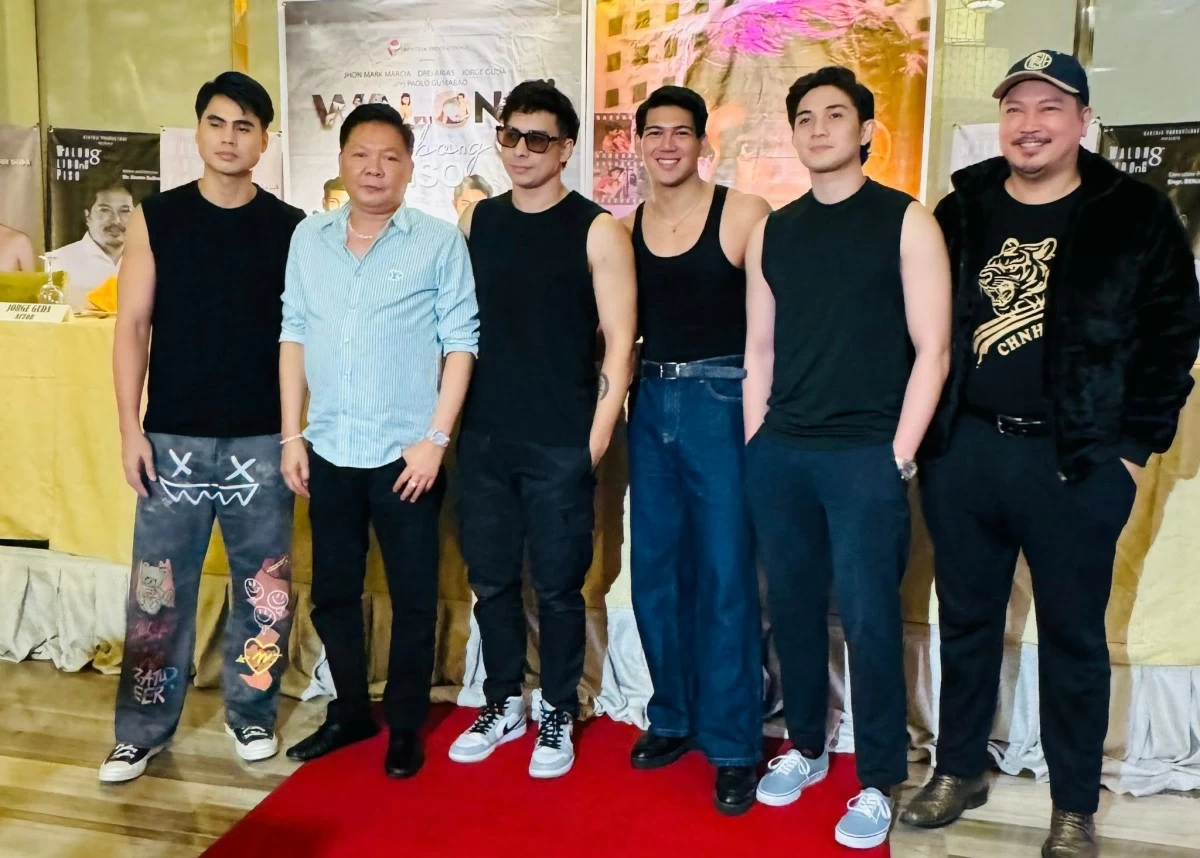 Team 'Walong Libong Piso' at the Manila Hotel on Oct. 15. From left: actor Jhon Mark Marcia, producer Engr. Benjie Austria, of BenTria Productions; actors Paolo Gumabao, Drei Arias, and newcomer Jorge Guda; and writer-director Dante Balboa. (Image by Rodel Fernando)
