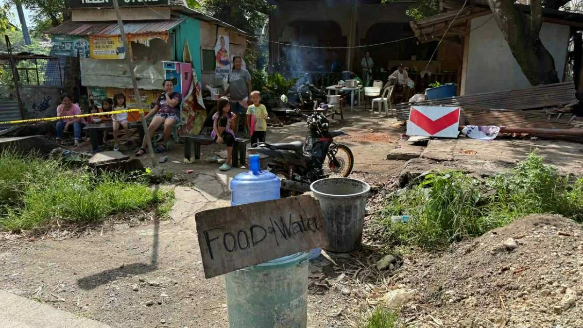 Earthquake victims are in need of water and food in Cebu. (Photo from European Union)