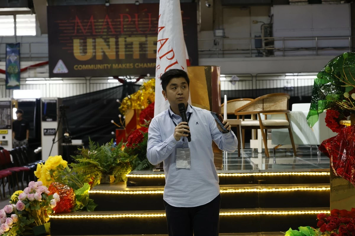 Arch. Nicholai Go giving keynote address (UAPSA Mapua Chapter)