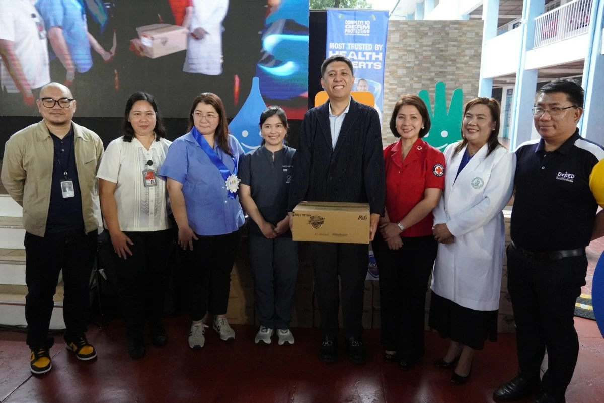 Marikina City Mayor Maan Teodoro (third from left)  attends the handwashing activity at Marikina Elementary School in celebration of Global Handwashing Day on Wednesday, Oct. 15. (Photo from PRC)