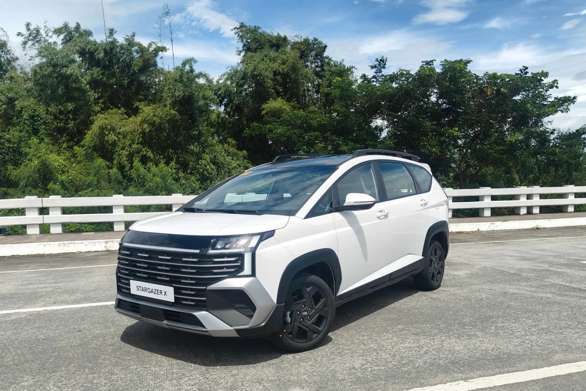 Hyundai launches new Stargazer