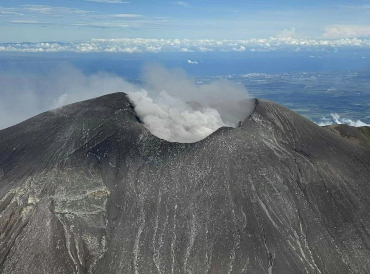 Phivolcs records 13 volcanic quakes as Kanlaon remains under Alert Level 2