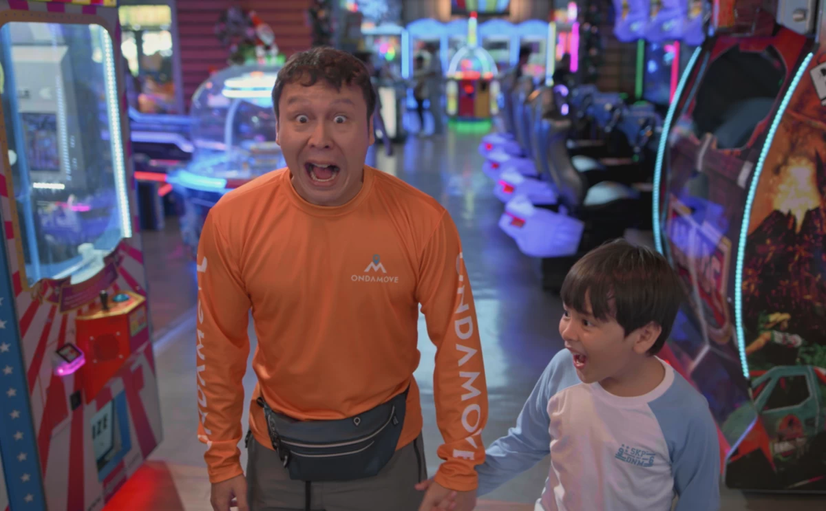 A scene from 'Delivery Rider'