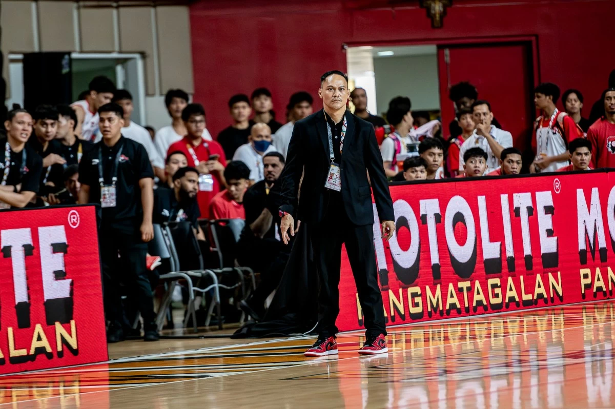 UAAP imposes four-game suspension to UE head coach Gavina