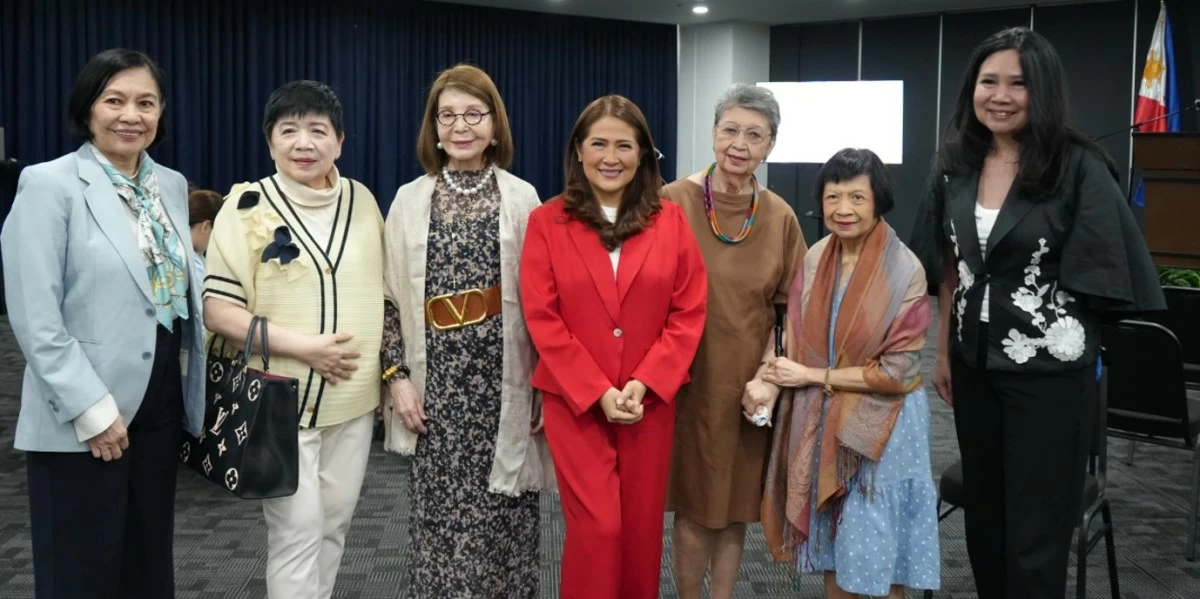 IBF Board of Trustees Executive Director Nora C. Salazar, President Consul Betty Ang, Vice Chair Consul Helen Ong, PRO Veronica Jimenez, Board Member Rose Villamor, Treasurer Alice Tesoro Guerrero, and DFA spokesperson Angelica Escalona
