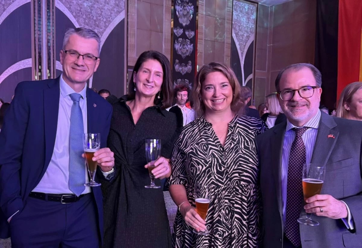 Ambassador Karel Hejč and spouse Mme. Michelle Louise Hejčová of Czech Embassy with Mme. Bethany Susan Goldstein and Ambassador David Bruce Hartman of the Embassy of Canada
