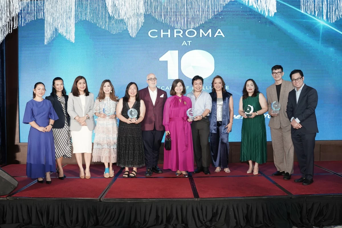 The Circle of Brilliance 2025 awardees include the Manila Bulletin, with its Lifestyle editor Rey Ilagan (second from right) present to receive the honor.